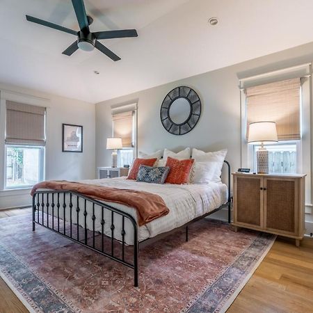 Brand New 3Br Home In Midtown, Memphis W/ Parking エクステリア 写真