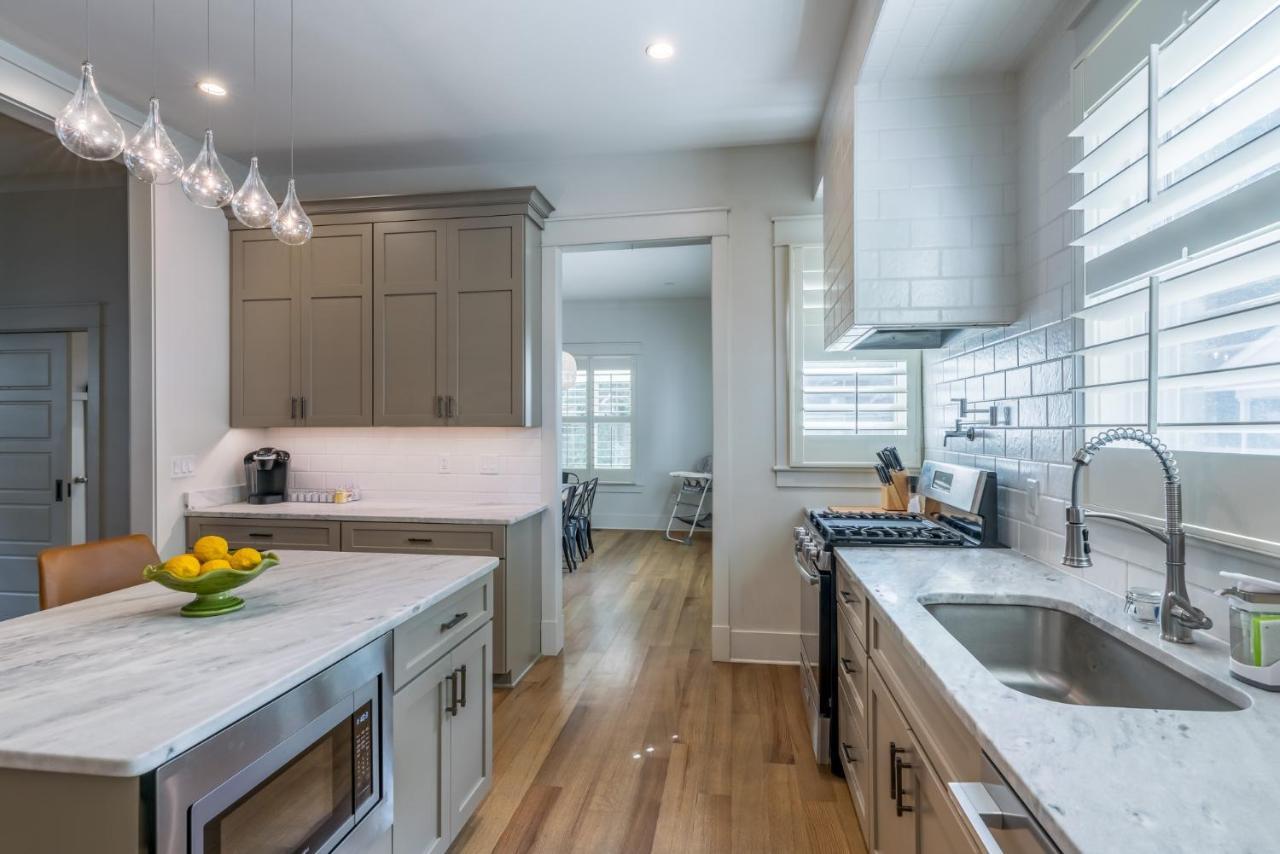 Brand New 3Br Home In Midtown, Memphis W/ Parking エクステリア 写真
